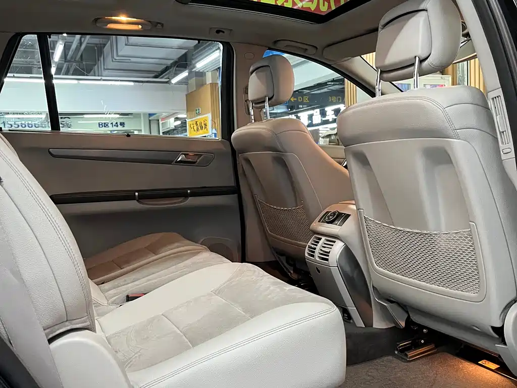 Mercedes-Benz R-Class 2016 — фото 13
