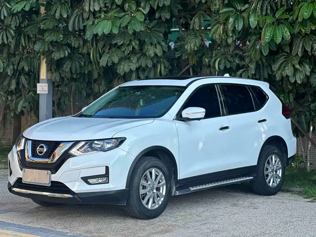 Nissan X-Trail 2019 — фото 1
