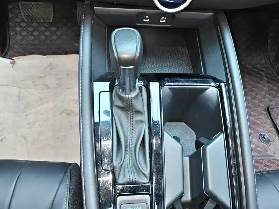 Honda Inspire 2024 — фото 16