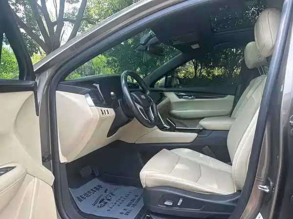 Cadillac XT5 2016
