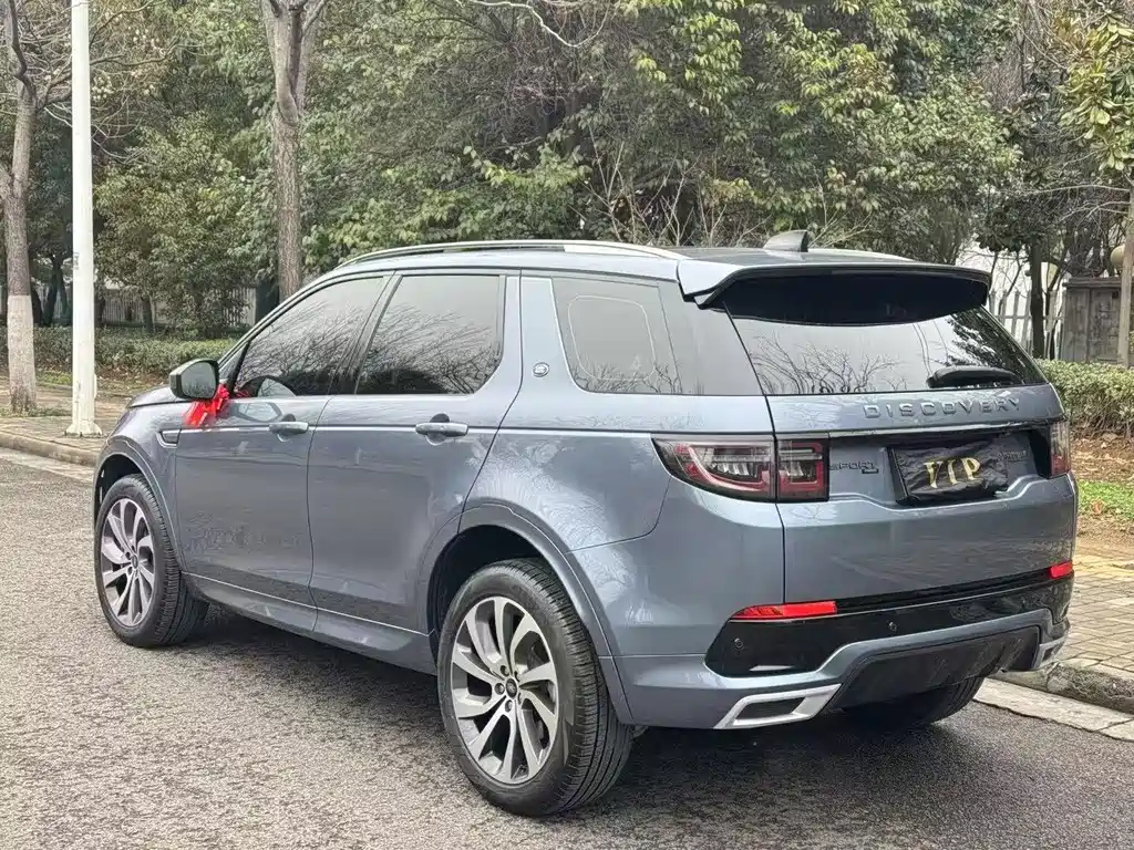 Land Rover Discovery Sport 2023 — фото 6