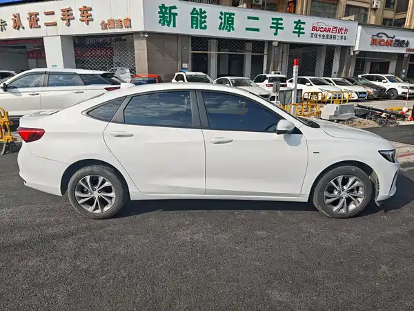 Buick Verano 2023