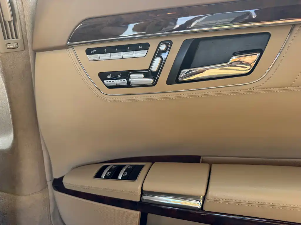 Mercedes-Benz S-Class 2010 — фото 29