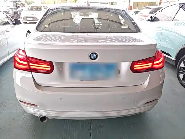 BMW 3 Series 2017