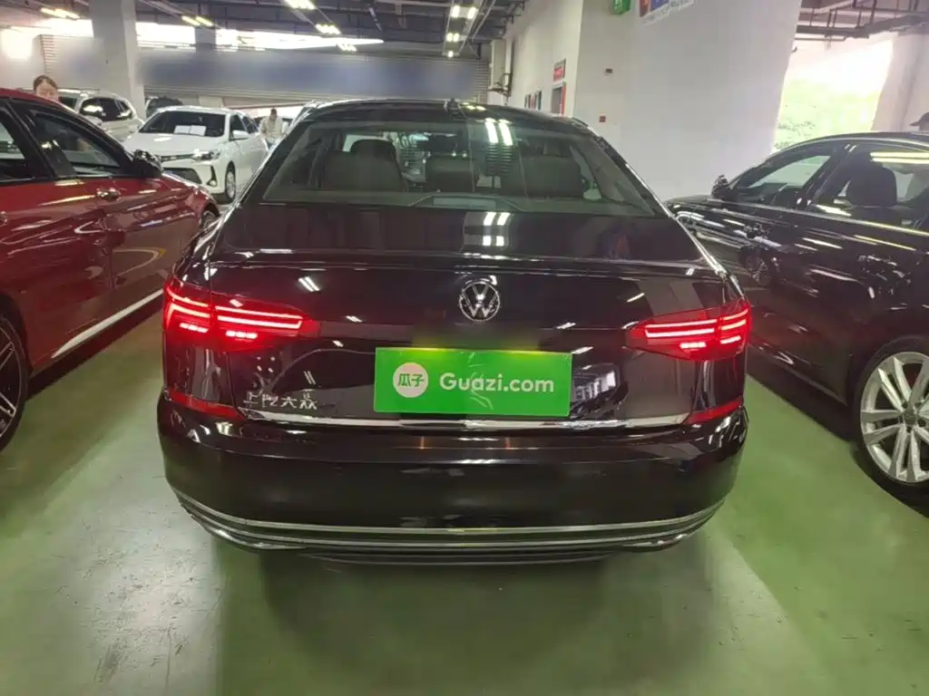 Volkswagen Passat 2021