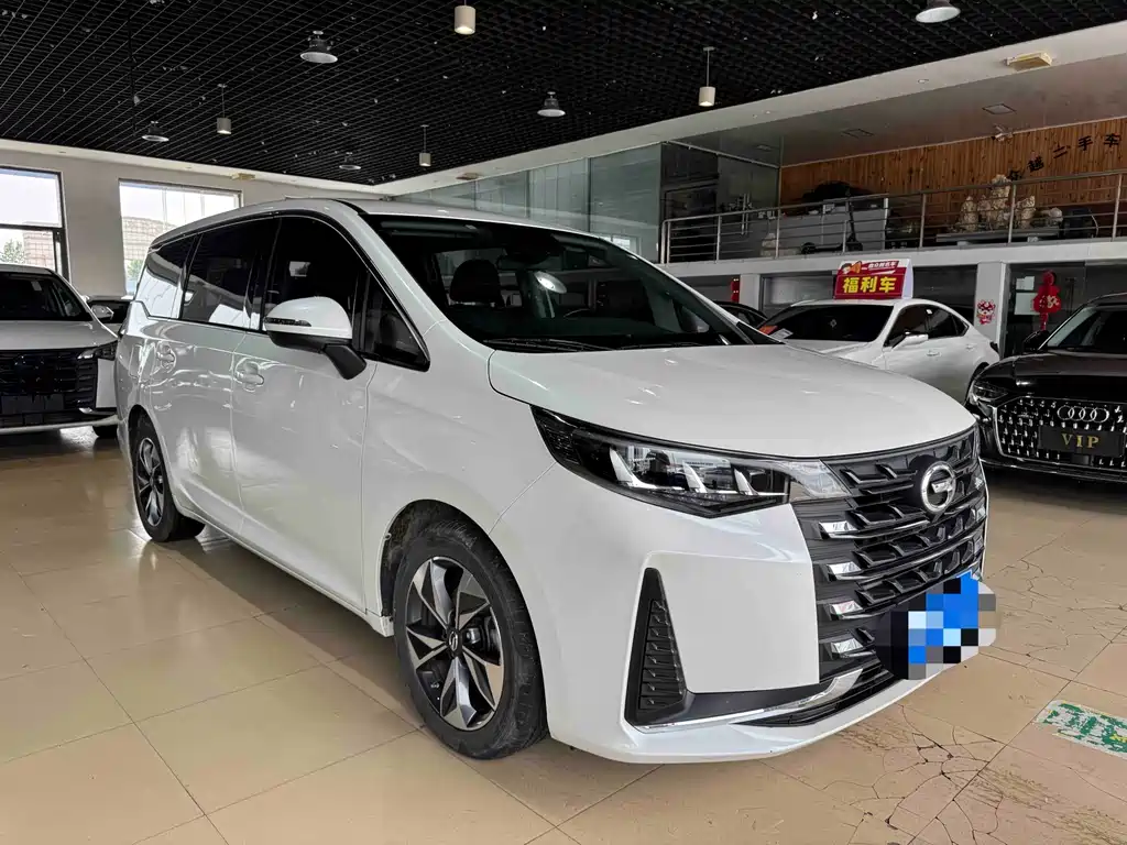 GAC Motor Trumpchi M6 2022 — фото 3