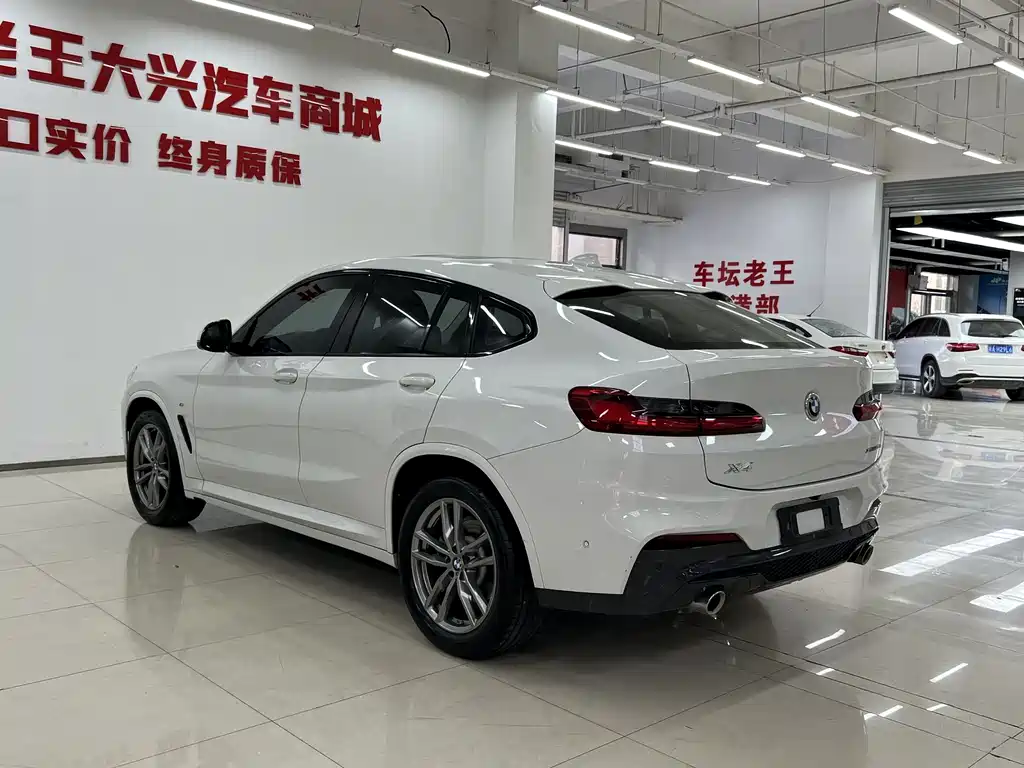 BMW X4 2021 — фото 9