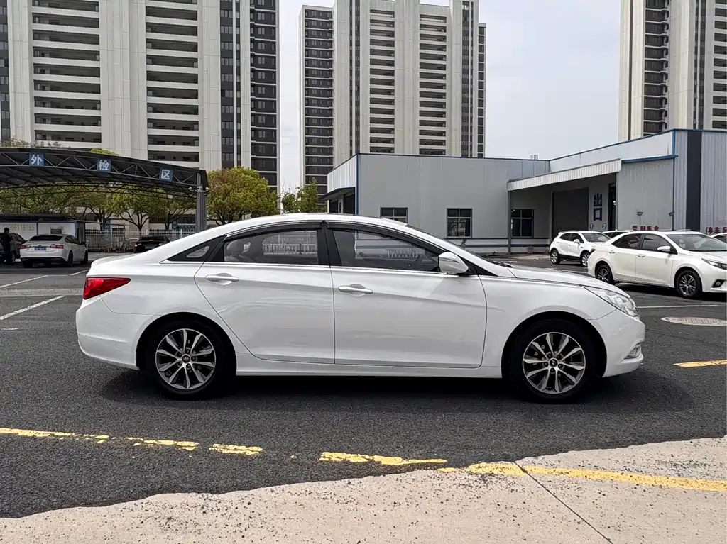 Hyundai Sonata 2016 — фото 7