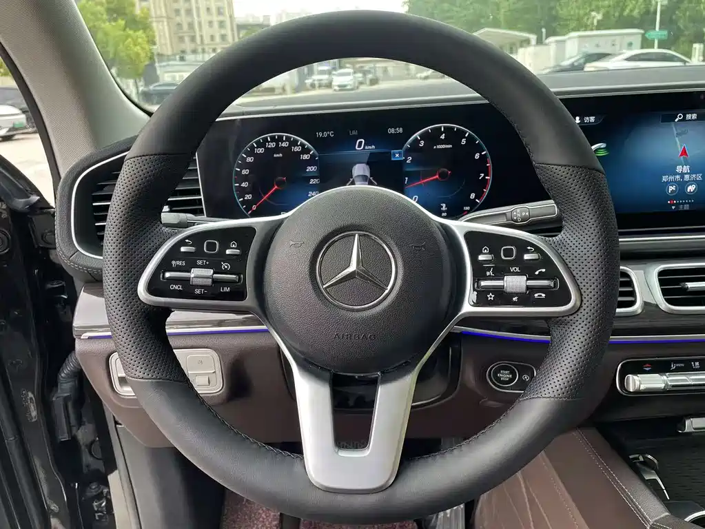 Mercedes-Benz GLE 2021 — фото 6