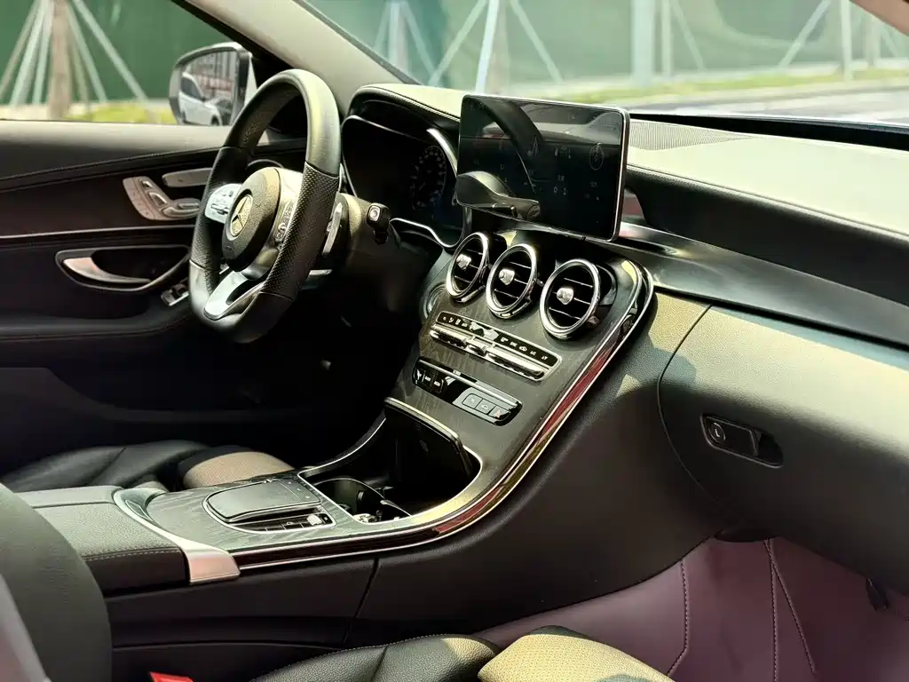 Mercedes-Benz C-Class 2020 — фото 7