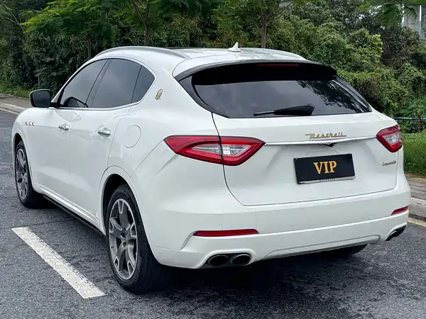 Maserati Levante 2016