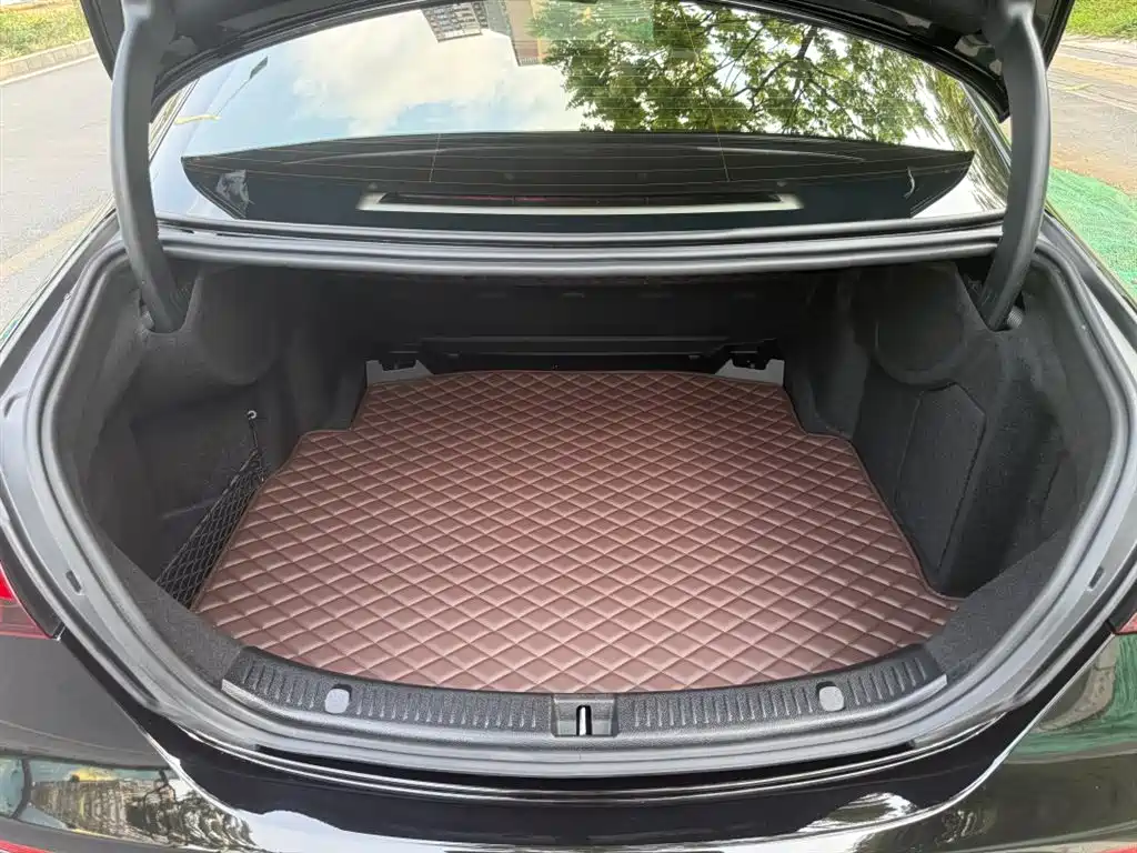 Mercedes-Benz E-Class 2022 — фото 15