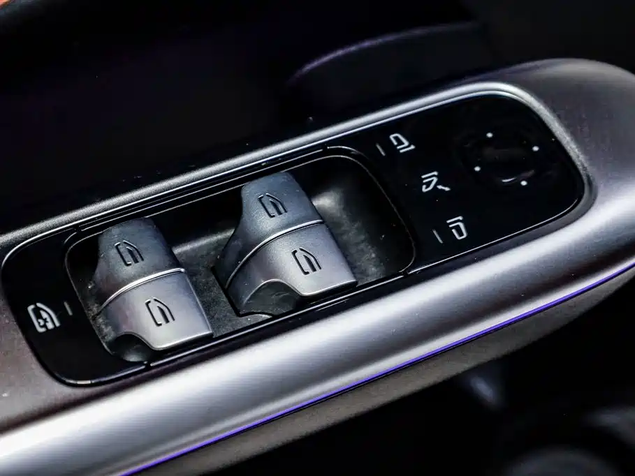 Mercedes-Benz C-Class 2022 — фото 12