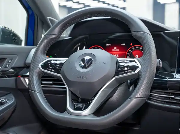 Volkswagen Golf 2021