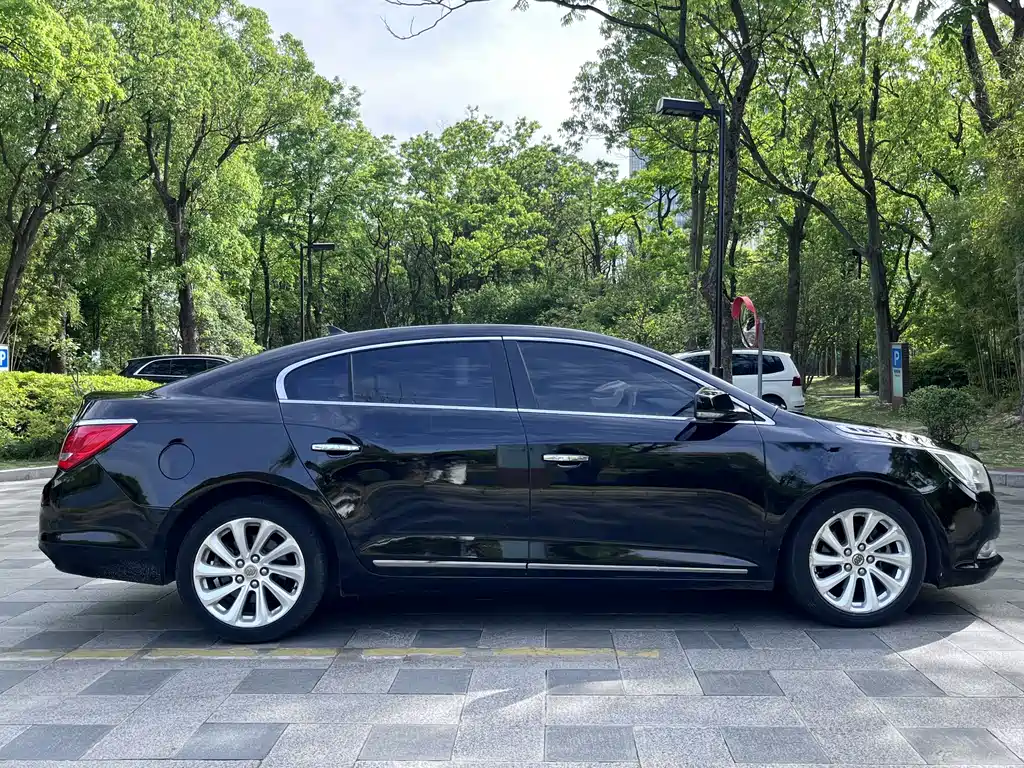 Buick LaCrosse 2013 — фото 6