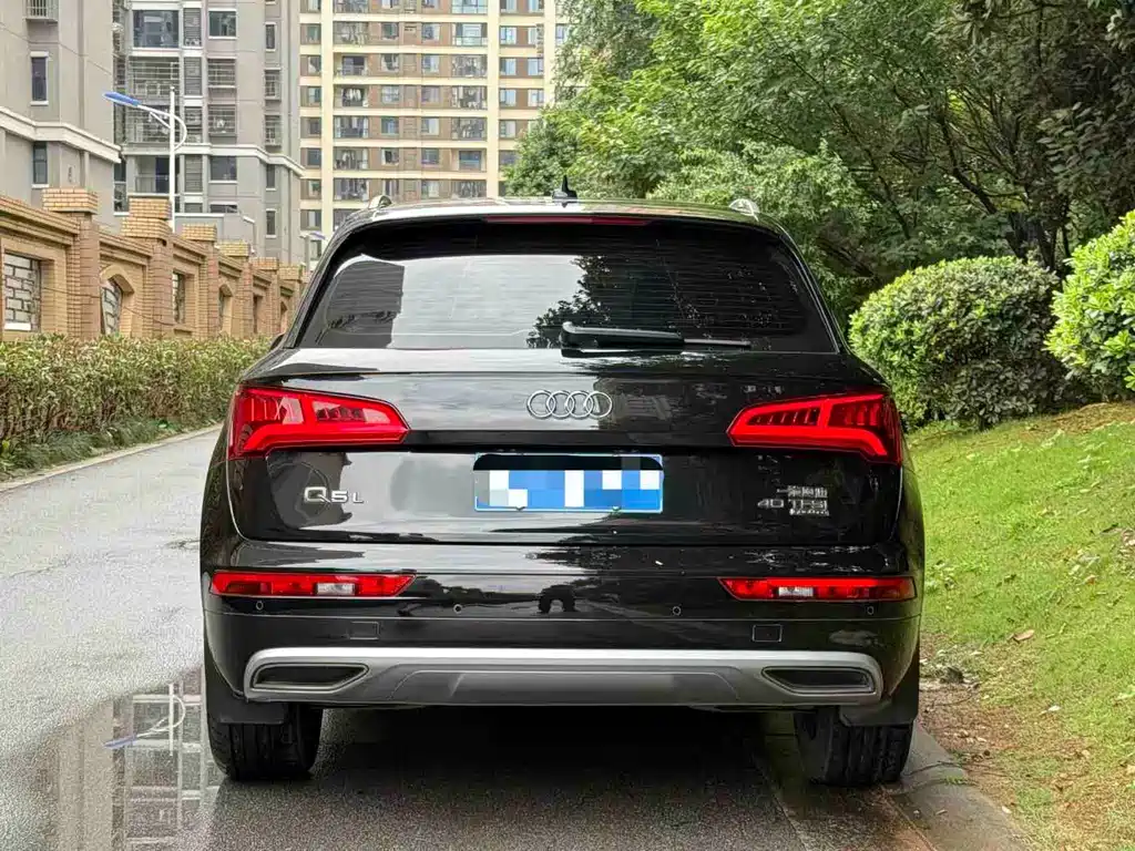 Audi Q5L 2020 — фото 4