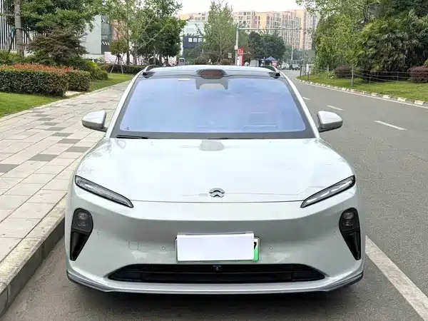 NIO ET5T 2024