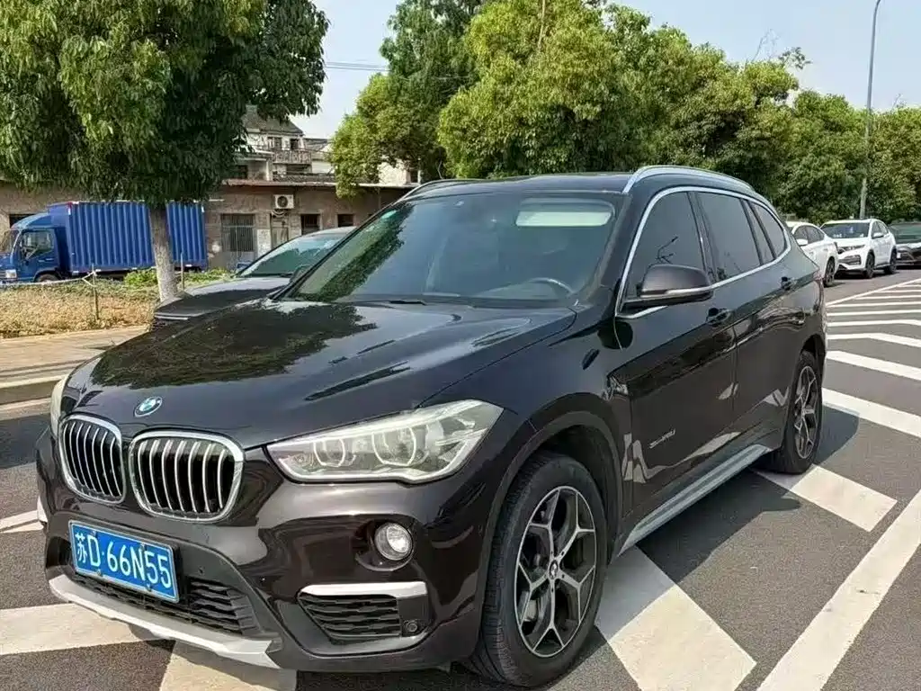 BMW X1 2017 — фото 1