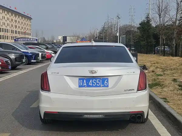 Cadillac CT6 2017