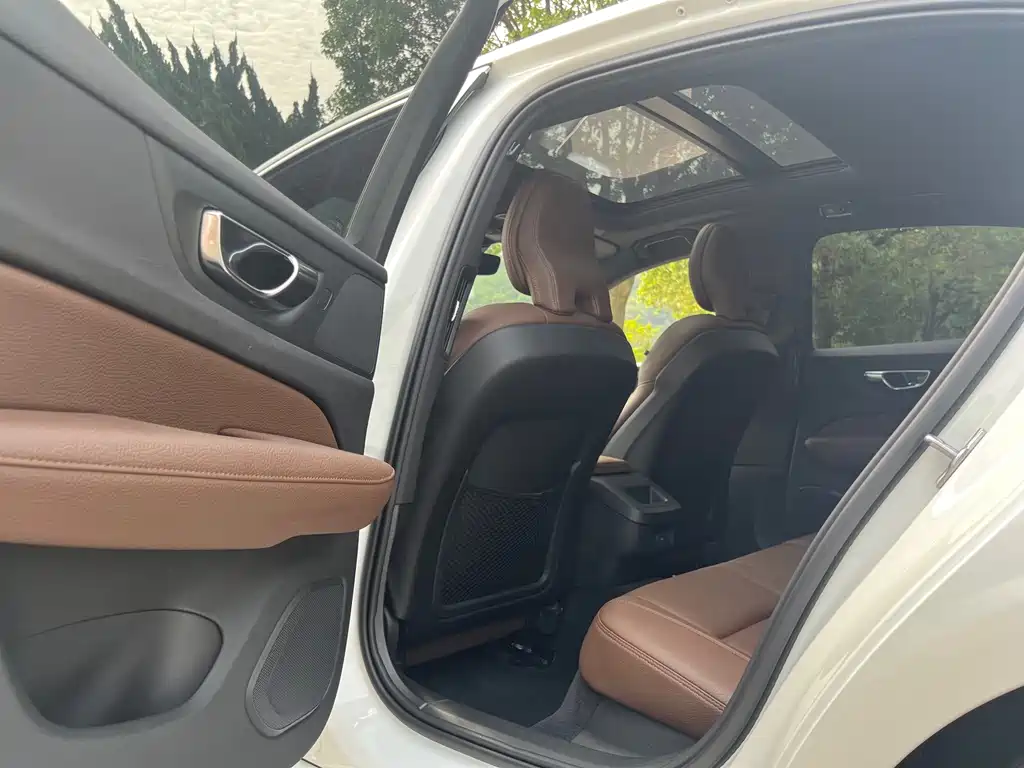 Volvo S60 2021 — фото 13