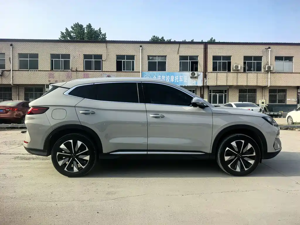BYD PLUS New Energy 2024 — фото 5