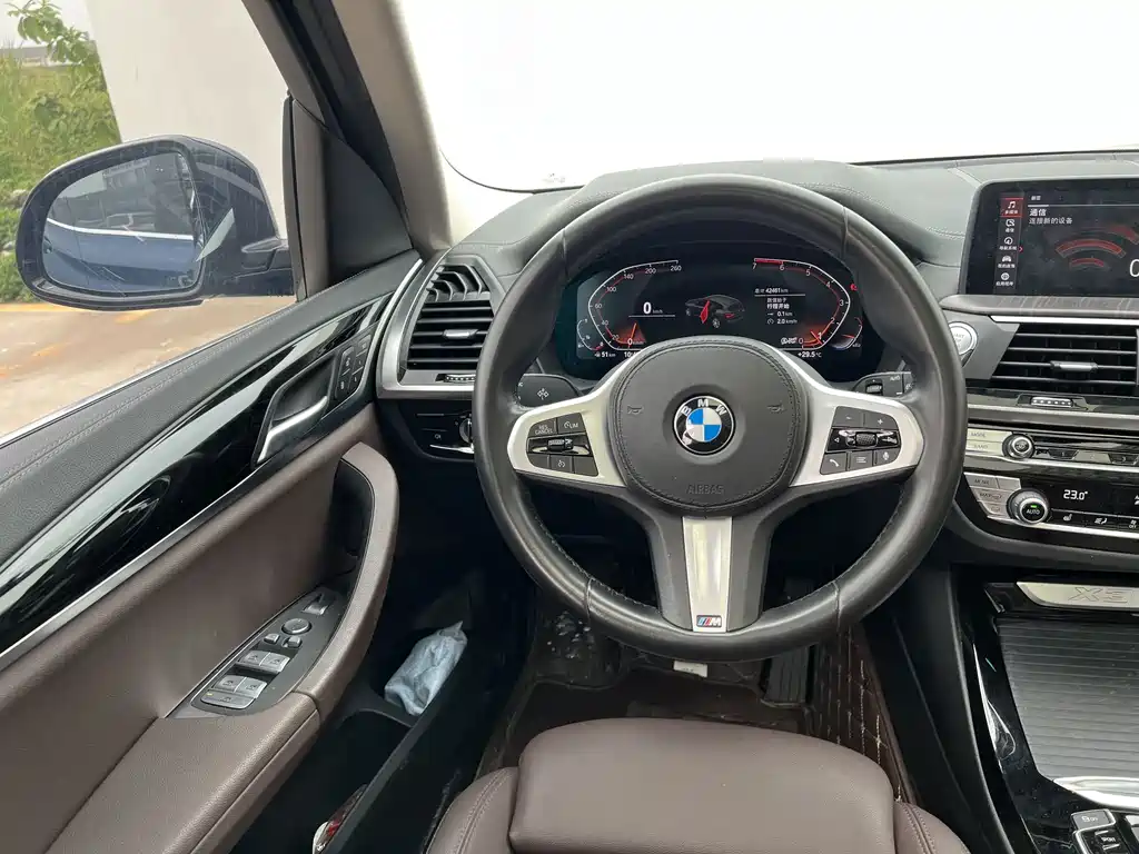 BMW X3 2021 — фото 17