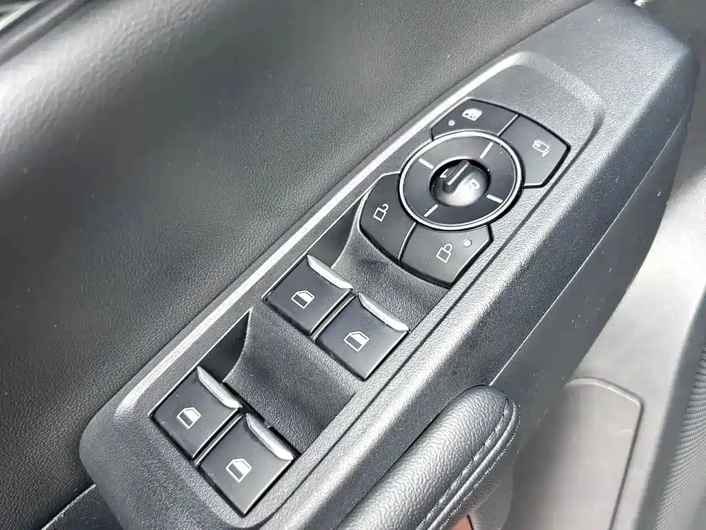 Ford Ranger 2024 — фото 19
