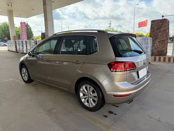 Volkswagen Golf Jialu 2016