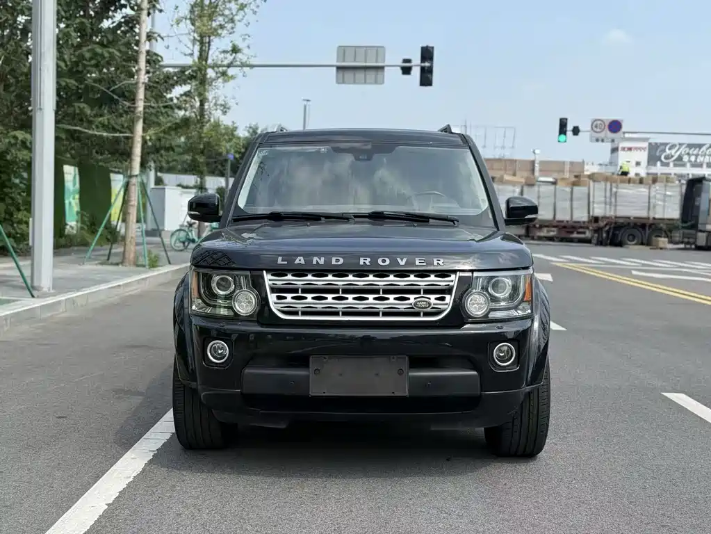 Land Rover Discovery 2014 — фото 2