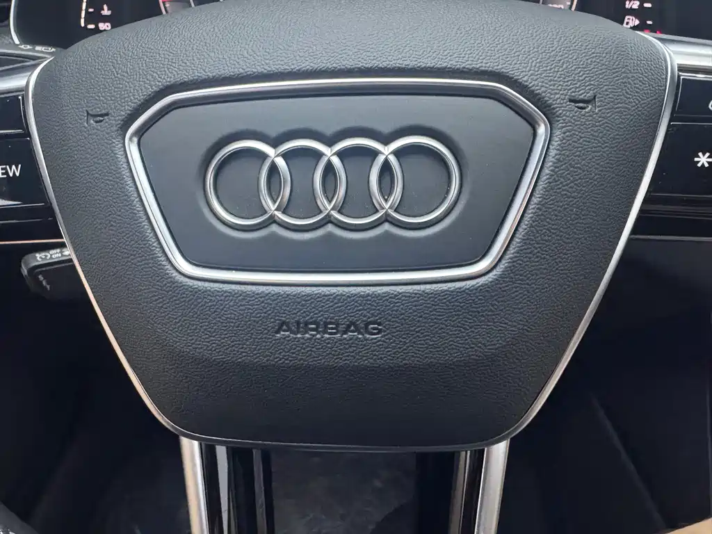Audi A6L 2022 — фото 11