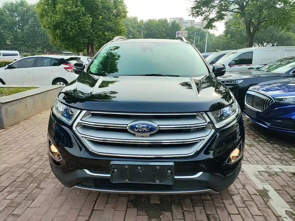 Ford Edge 2018 — фото 3