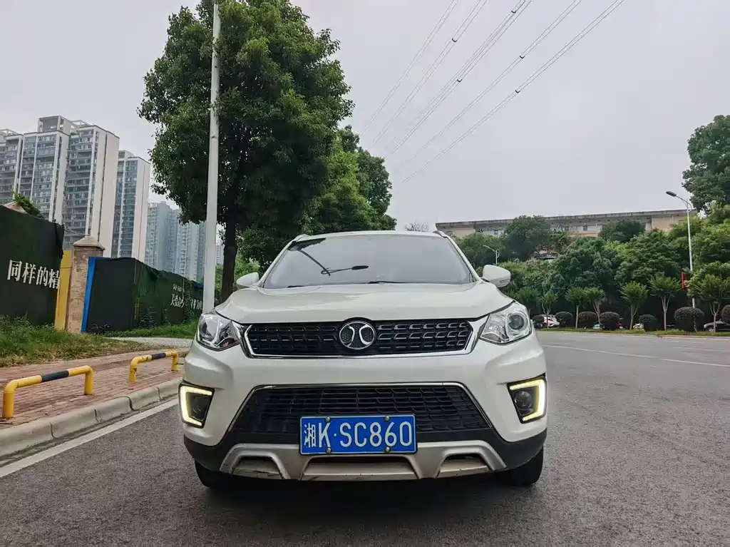 BAIC Senova X35 2018 — фото 2