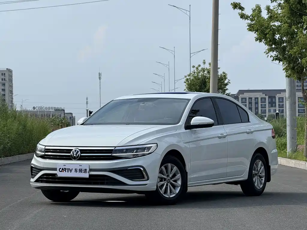 Volkswagen Bora 2023