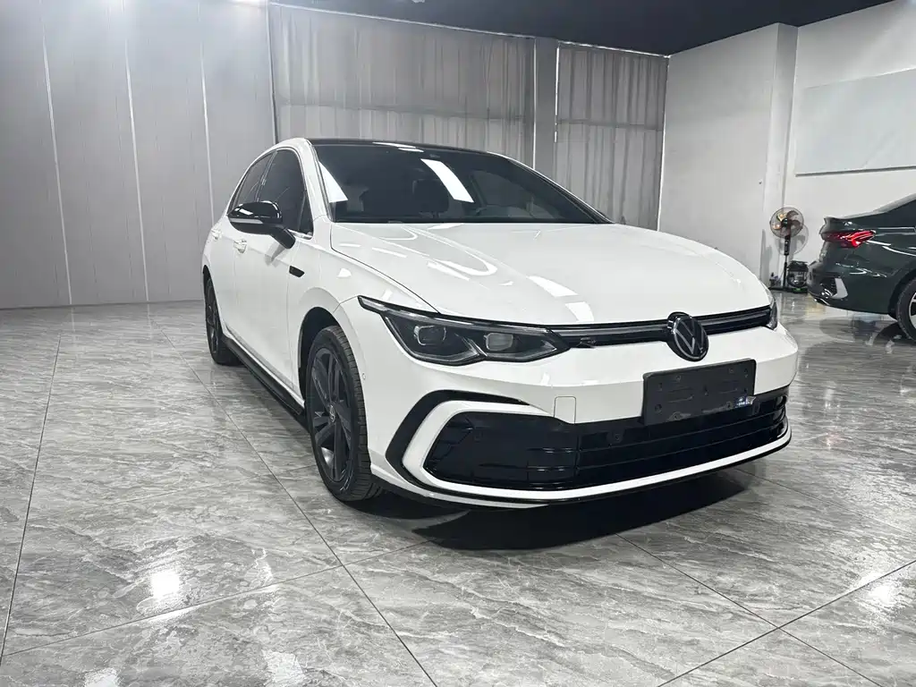 Volkswagen Golf 2022