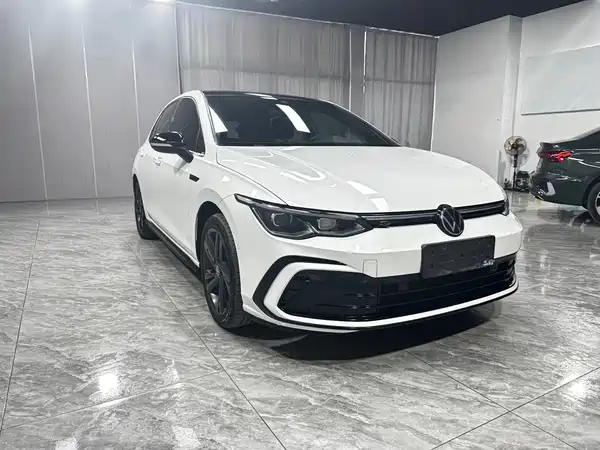 Volkswagen Golf 2022