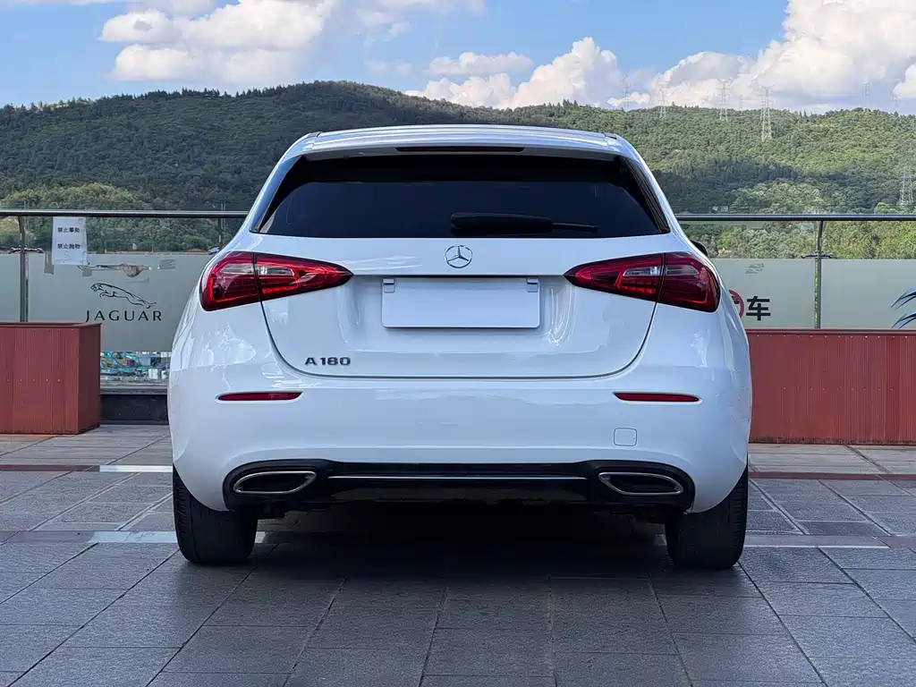 Mercedes-Benz A-Class 2020 — фото 5