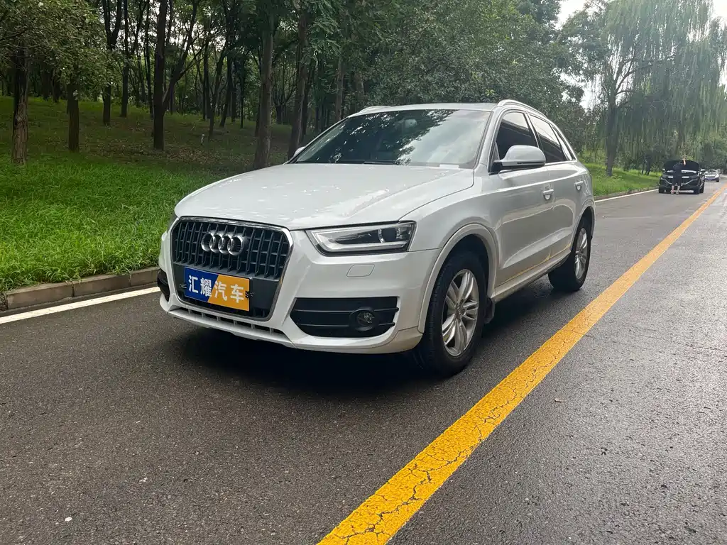 Audi Q3 2014