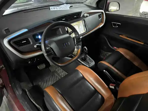Geely Vision X1 2017