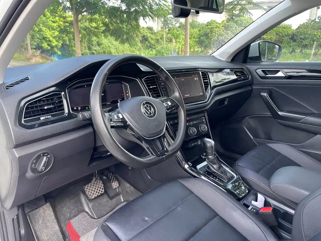 Volkswagen T-Roc 2022 — фото 18