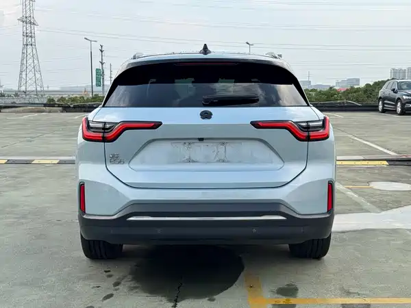 NIO ES6 2020