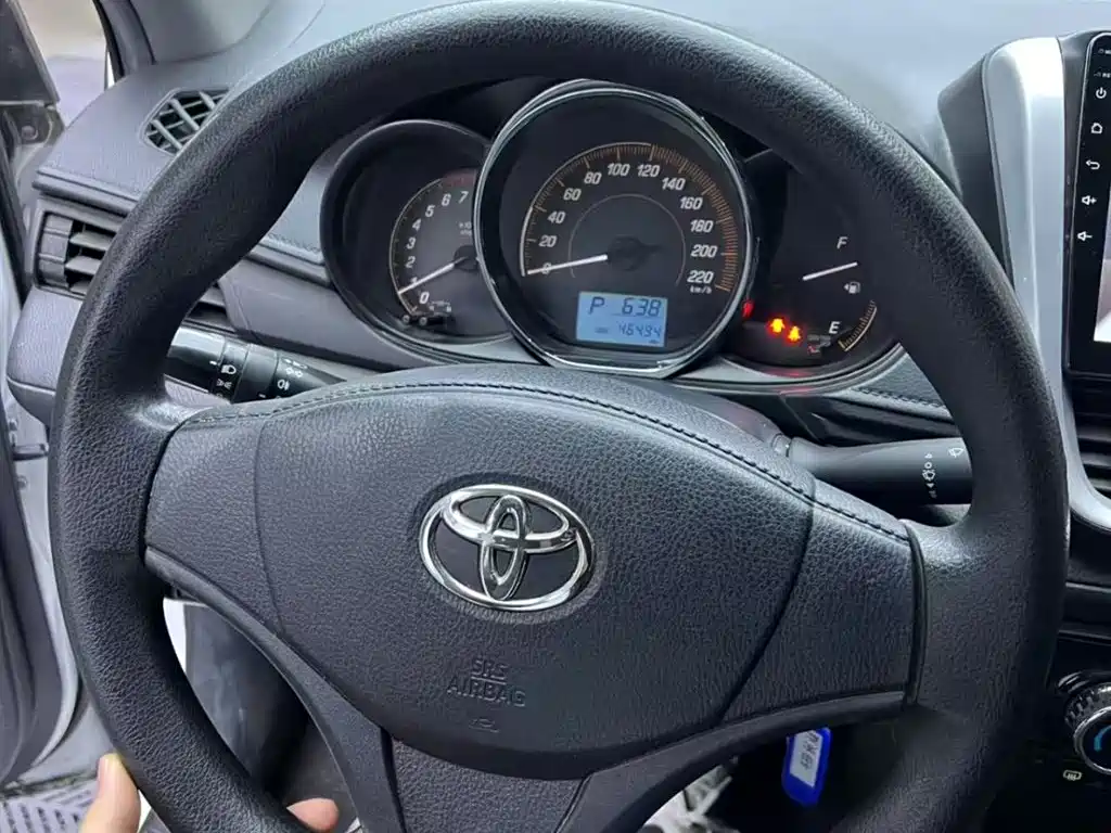 Toyota Yaris L 2019