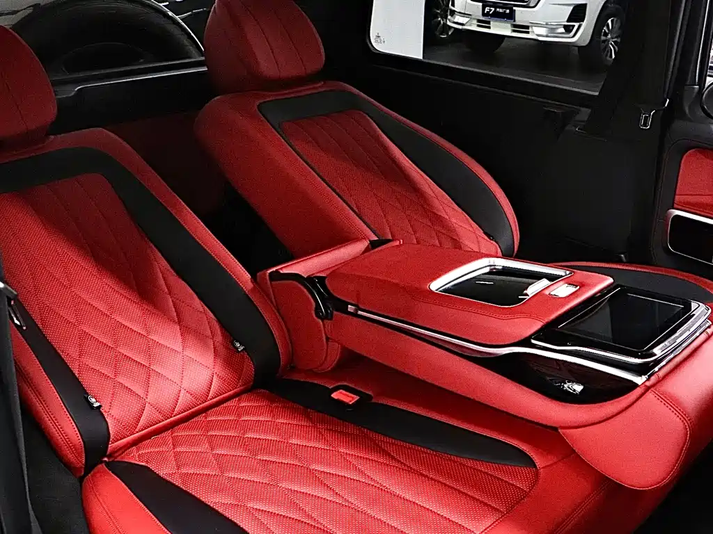 Mercedes-Benz G-Class 2018 — фото 18