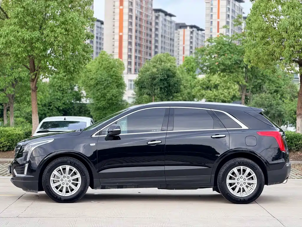 Cadillac XT5 2018 — фото 4