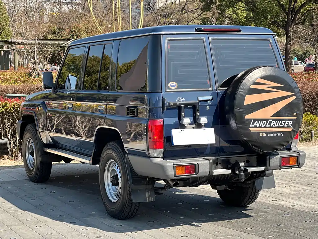 Toyota Land Cruiser 2019 — фото 4