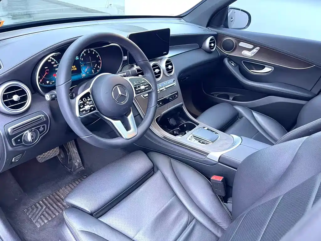 Mercedes-Benz GLC 2022