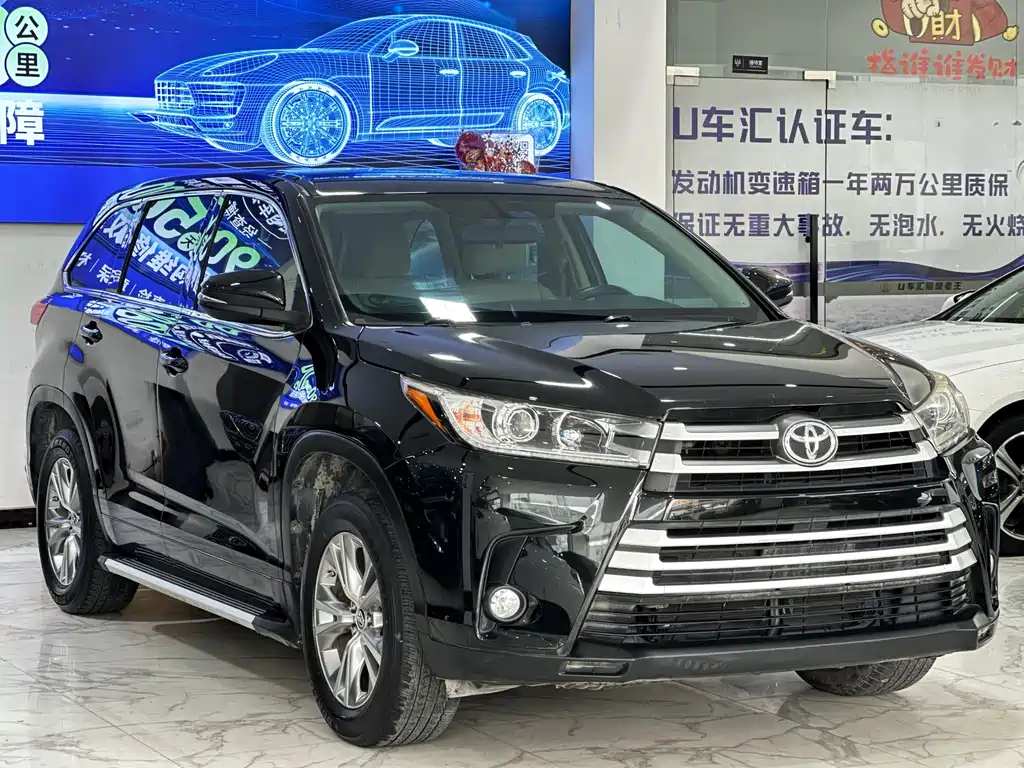Toyota Highlander 2018 — фото 3