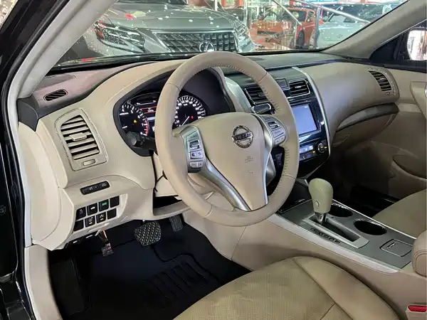 Nissan Teana 2016