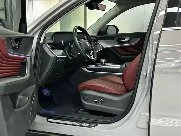 Hongqi HS5 2023
