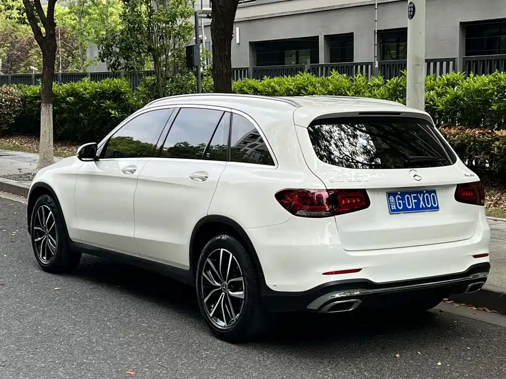 Mercedes-Benz GLC 2021 — фото 16