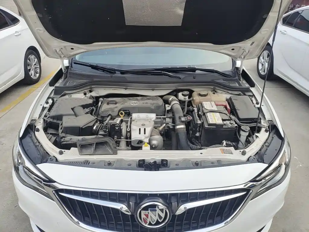 Buick Excelle 2018 — фото 20